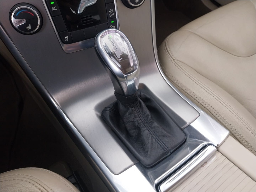 Volvo XC60, 2012