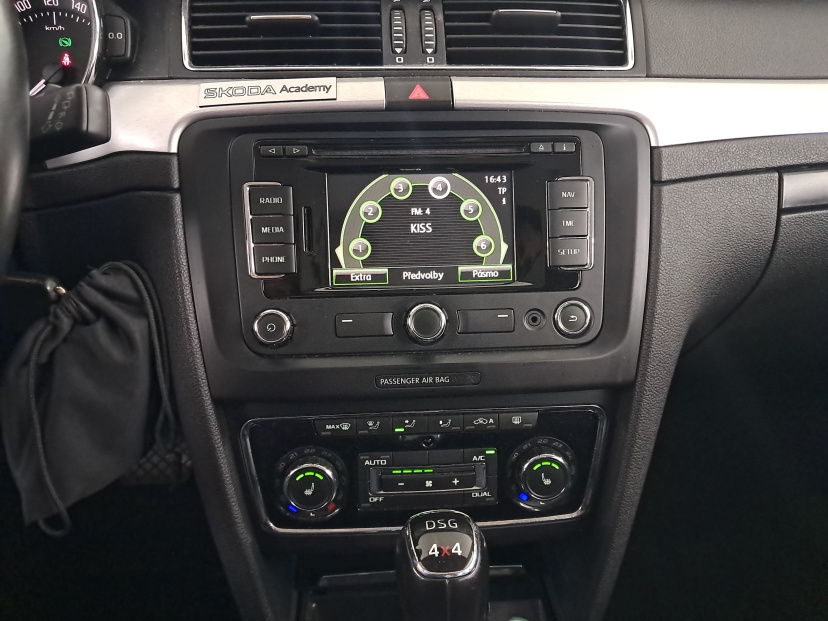 Škoda Superb, 2014