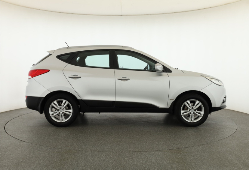 Hyundai ix35, 2012