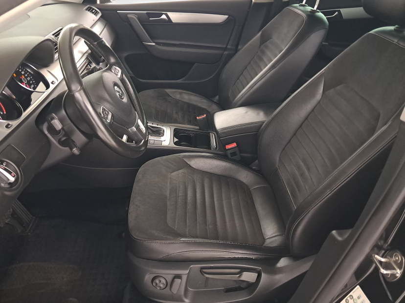 Volkswagen Passat, 2012