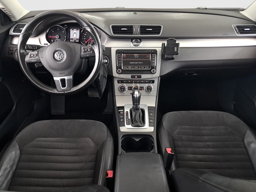 Volkswagen Passat, 2012