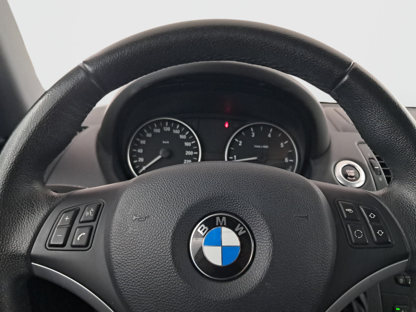 BMW 1, 2011