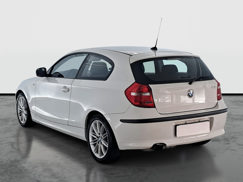 BMW 1, 2011