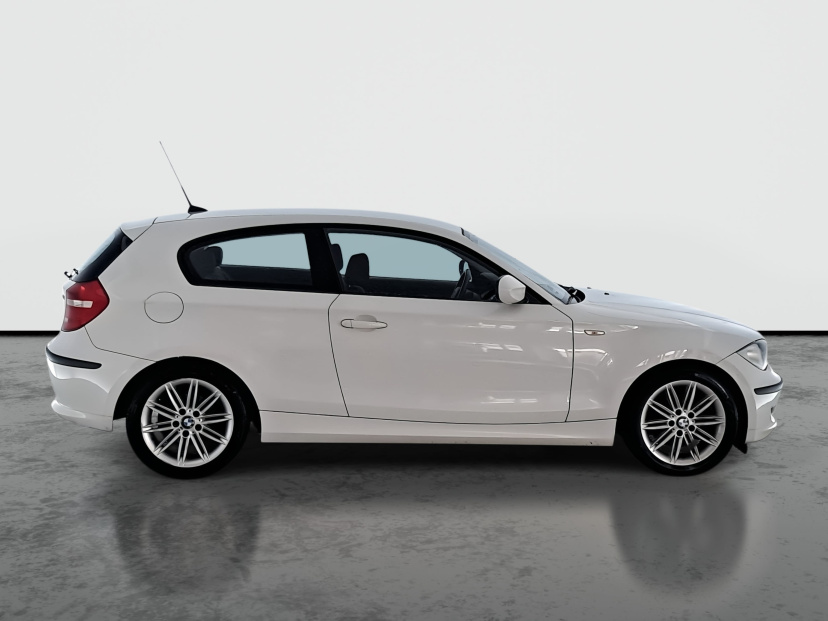 BMW 1, 2011
