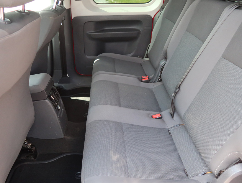 Volkswagen Caddy, 2015