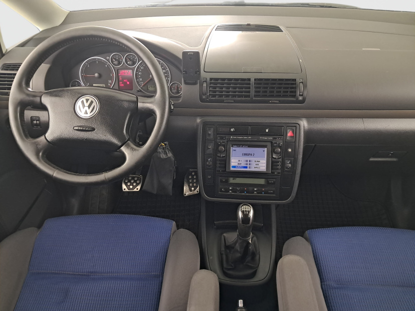 Volkswagen Sharan, 2004