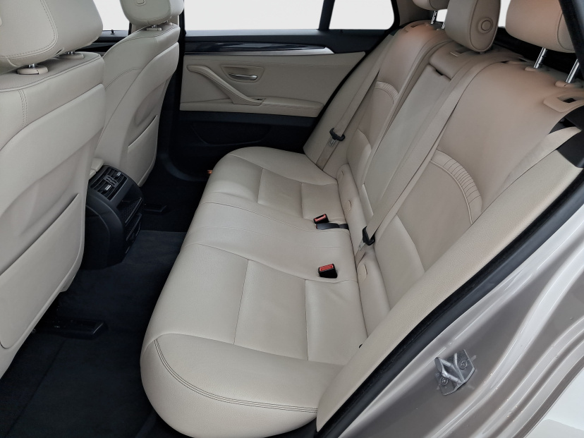 BMW 5, 2015