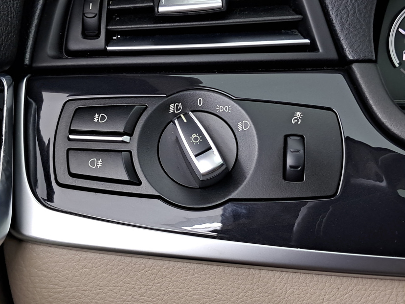 BMW 5, 2015