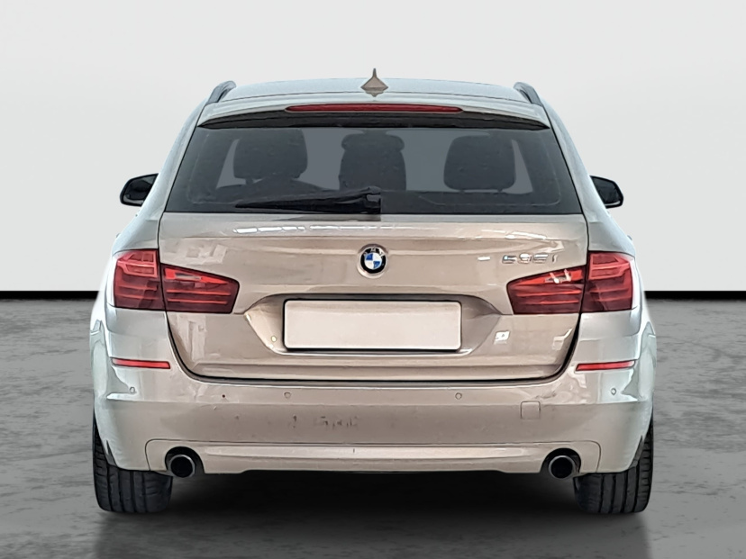 BMW 5, 2015