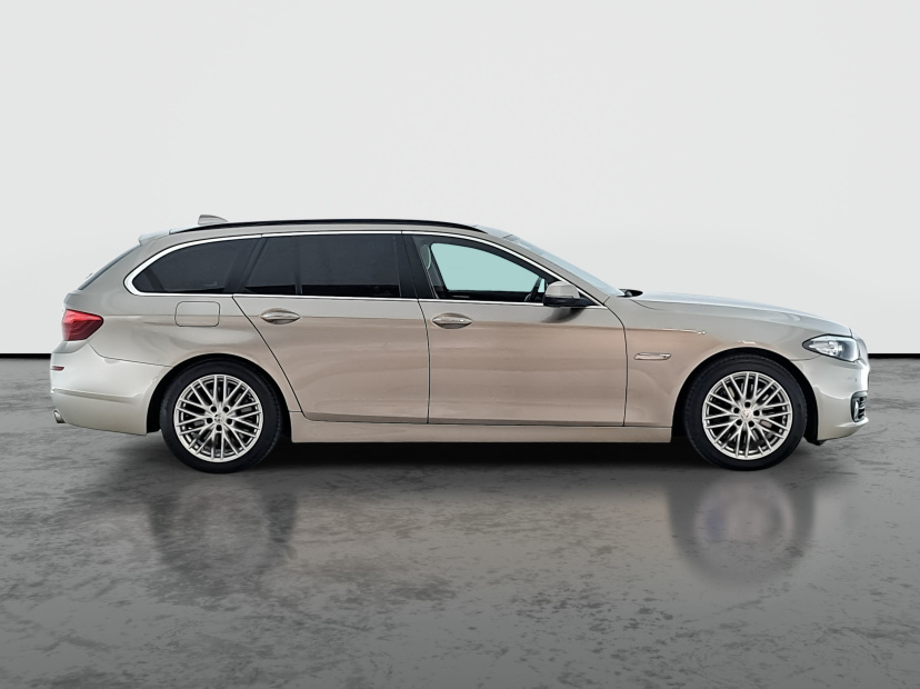 BMW 5, 2015