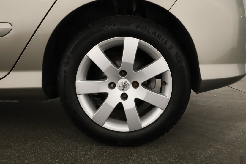 Peugeot 308, 2010