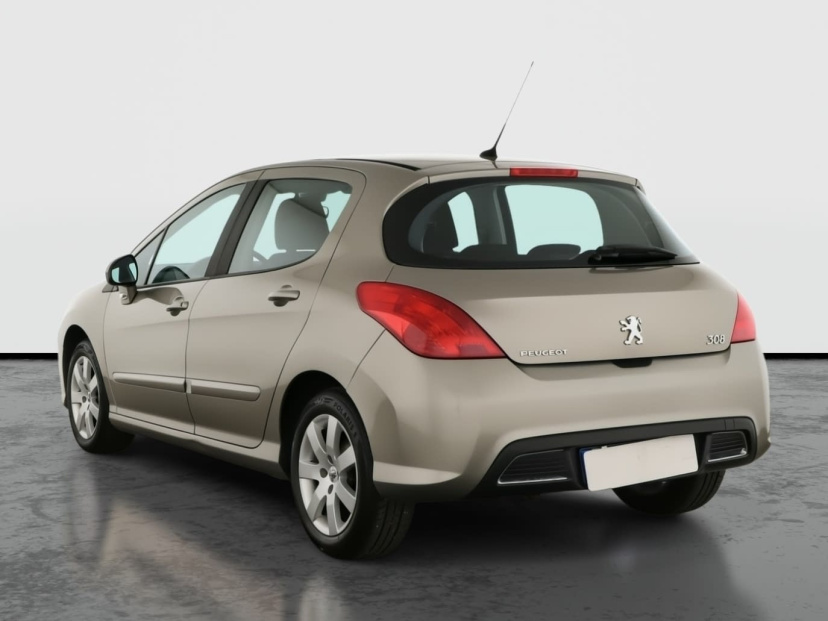 Peugeot 308, 2010