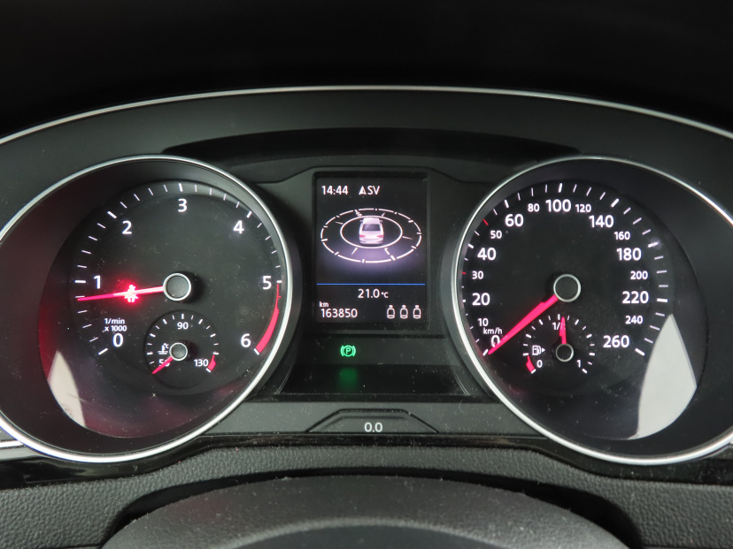 Volkswagen Passat, 2015