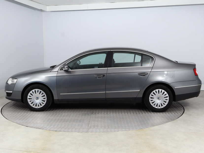 Volkswagen Passat, 2005