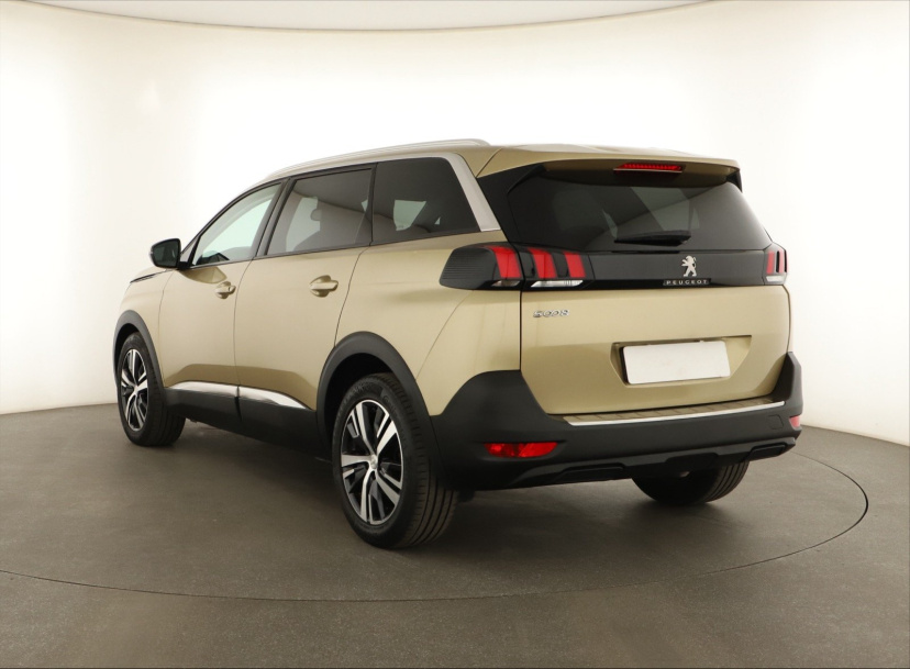 Peugeot 5008, 2018