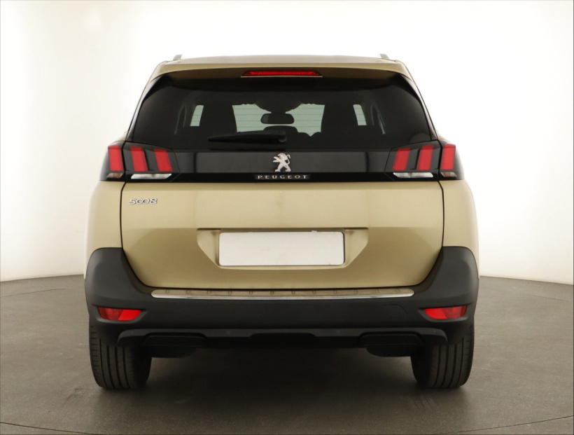 Peugeot 5008, 2018