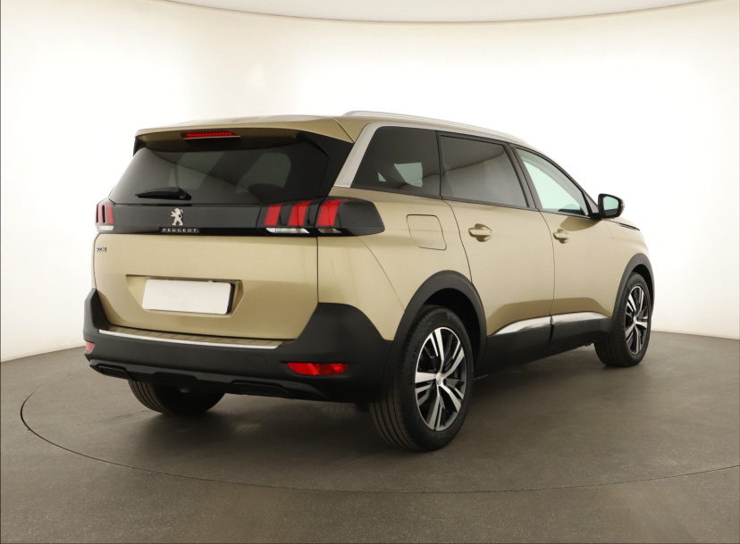 Peugeot 5008, 2018