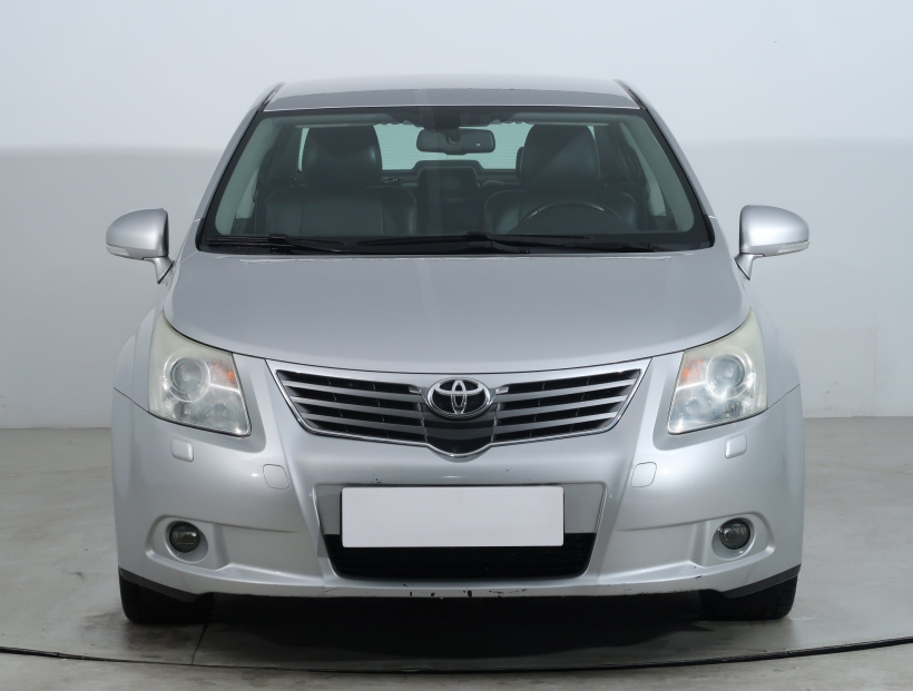 Toyota Avensis, 2011