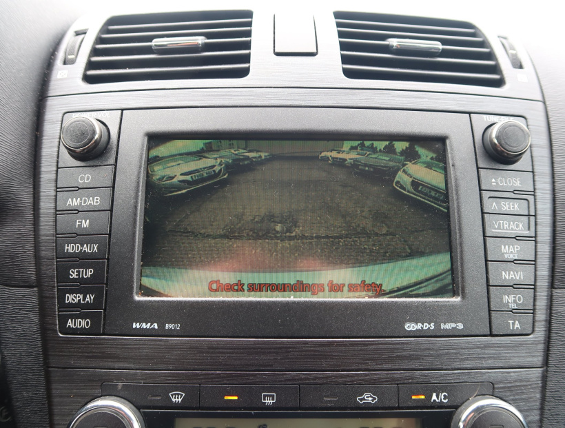 Toyota Avensis, 2011
