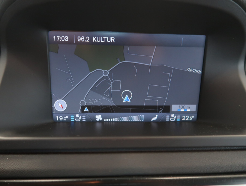 Volvo XC70, 2012