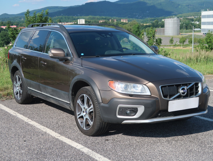 Volvo XC70, 2012