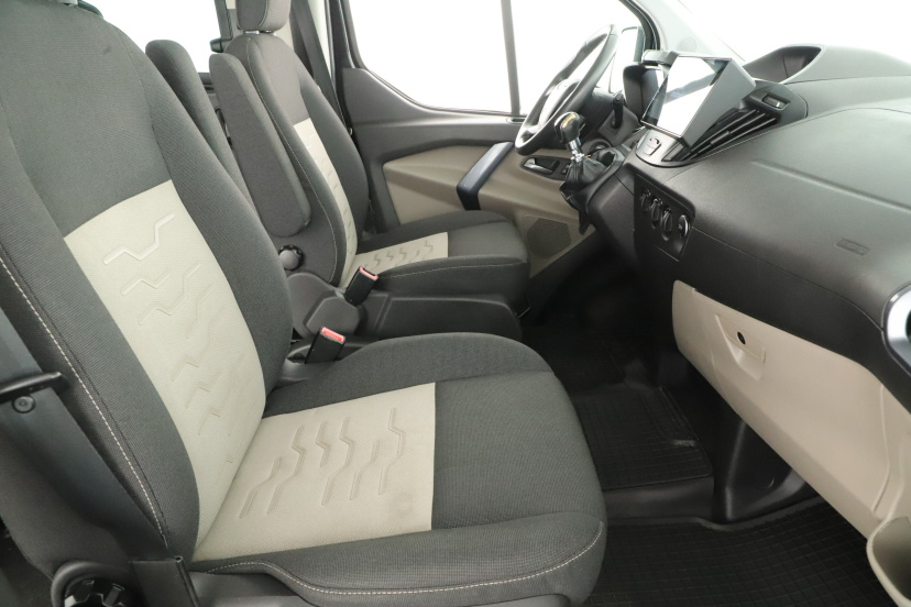 Ford Tourneo Custom, 2013