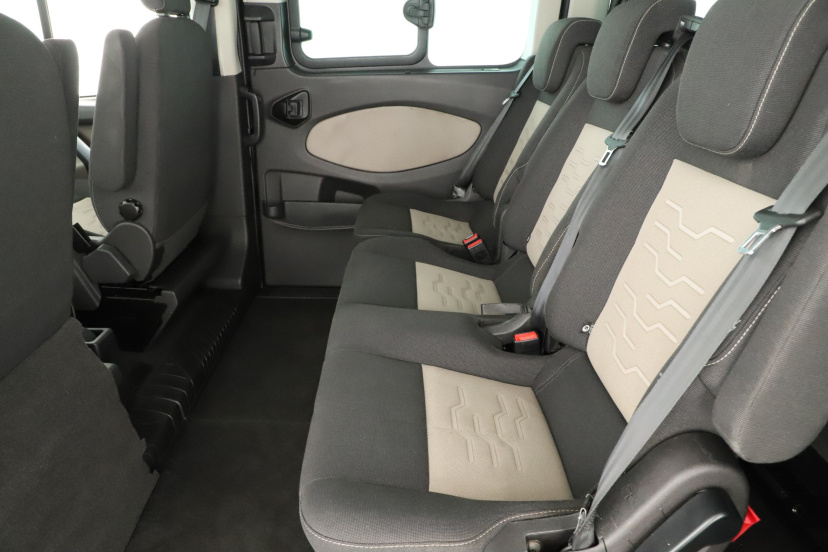 Ford Tourneo Custom, 2013