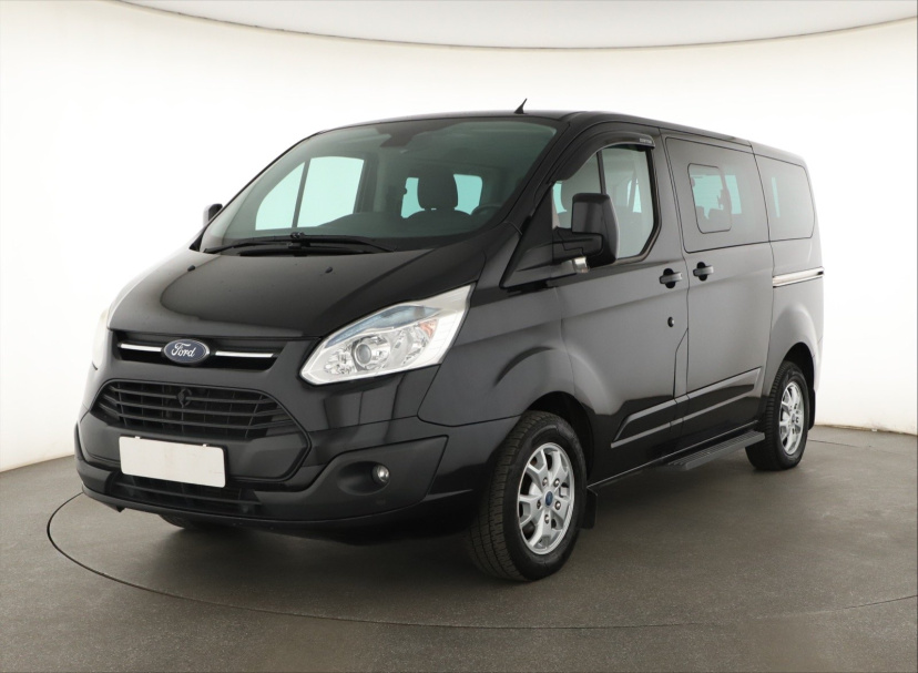 Ford Tourneo Custom, 2013