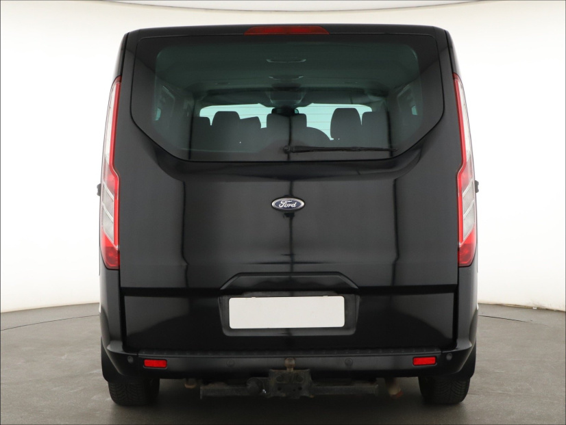 Ford Tourneo Custom, 2013