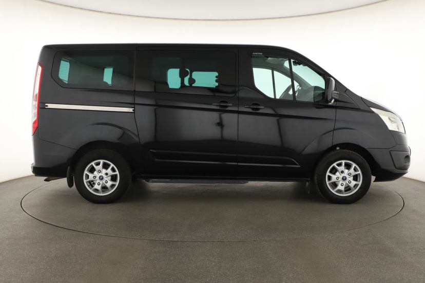 Ford Tourneo Custom, 2013