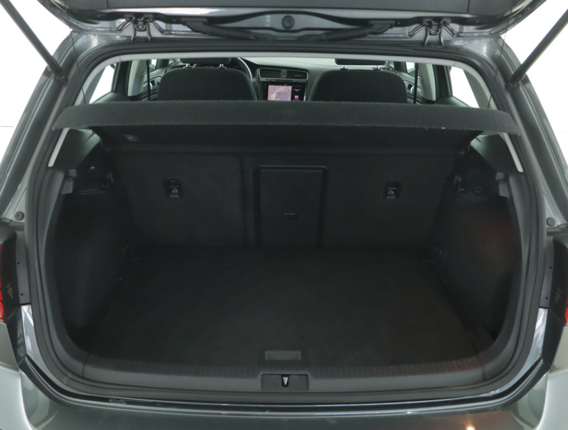 Volkswagen e-Golf, 2018