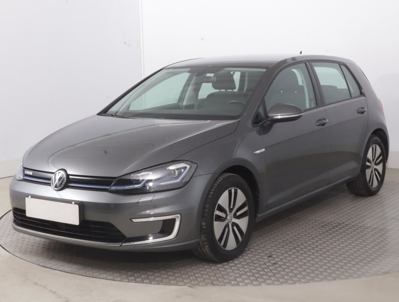 Volkswagen e-Golf, 2018