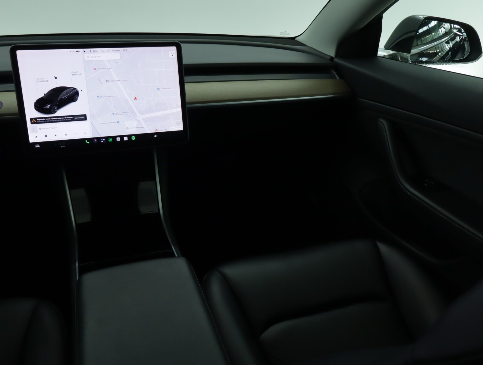 Tesla Model 3 Long Range AWD – fotografie 11