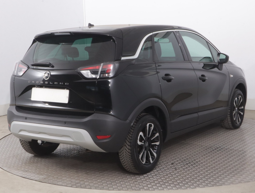 Opel Crossland, 2023