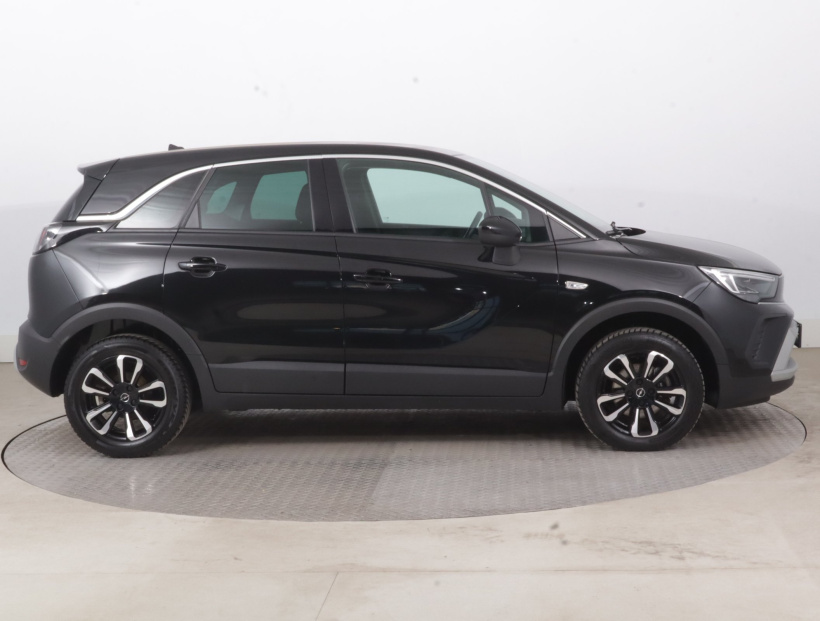 Opel Crossland, 2023