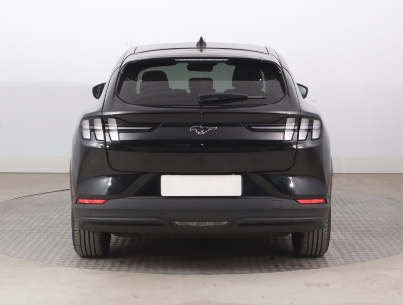 Ford Mustang Mach-E, 2021