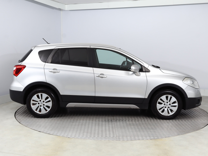 Suzuki SX4 S-Cross, 2013
