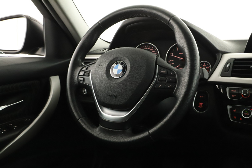 BMW 3, 2019