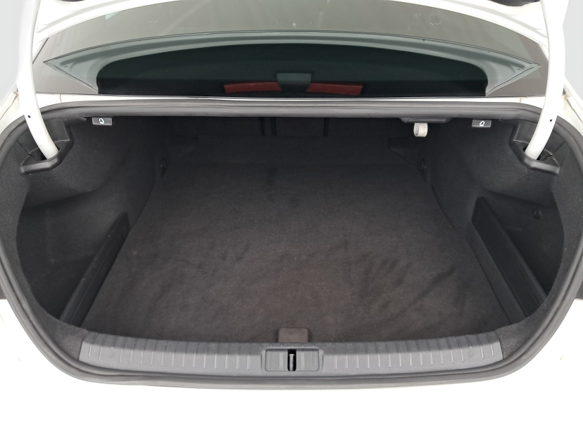 Volkswagen Passat, 2020