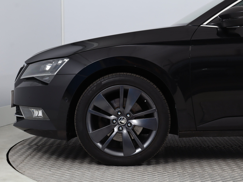 Škoda Superb, 2016