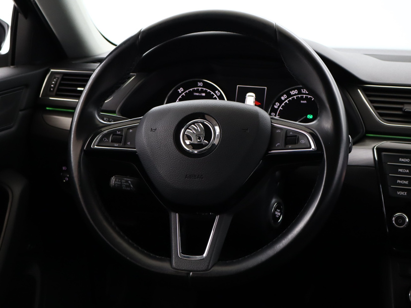 Škoda Superb, 2016
