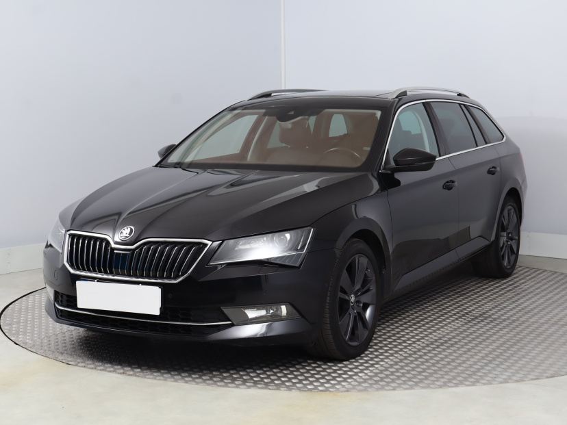Škoda Superb, 2016