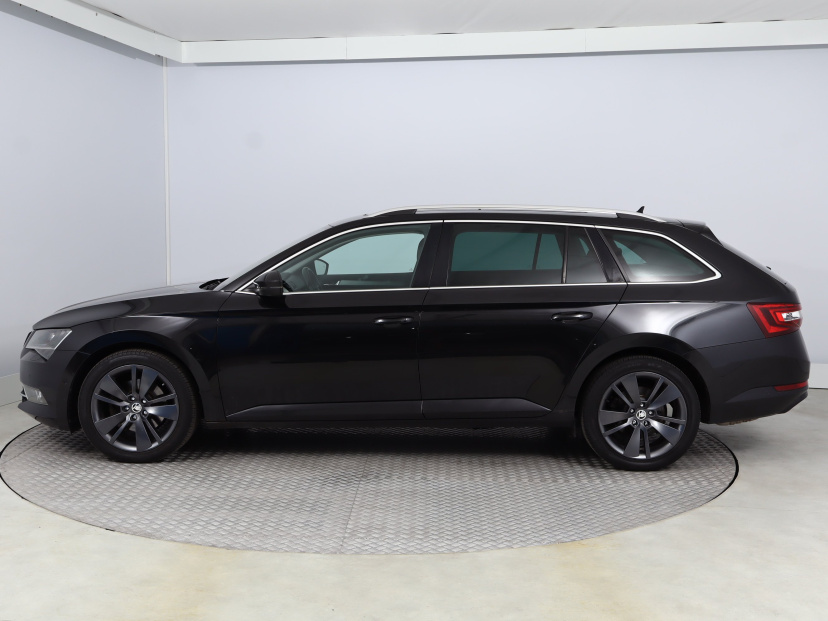 Škoda Superb, 2016