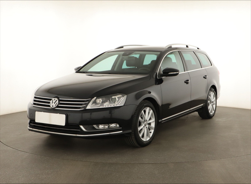 Volkswagen Passat, 2011