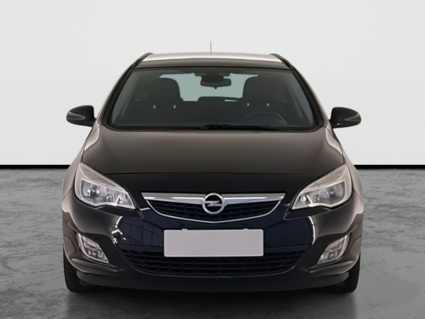 Opel Astra, 2011
