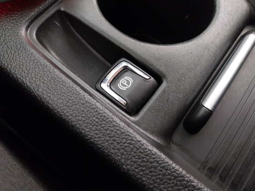 Opel Astra, 2011