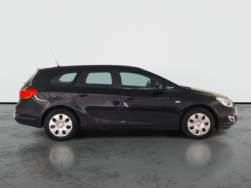 Opel Astra, 2011
