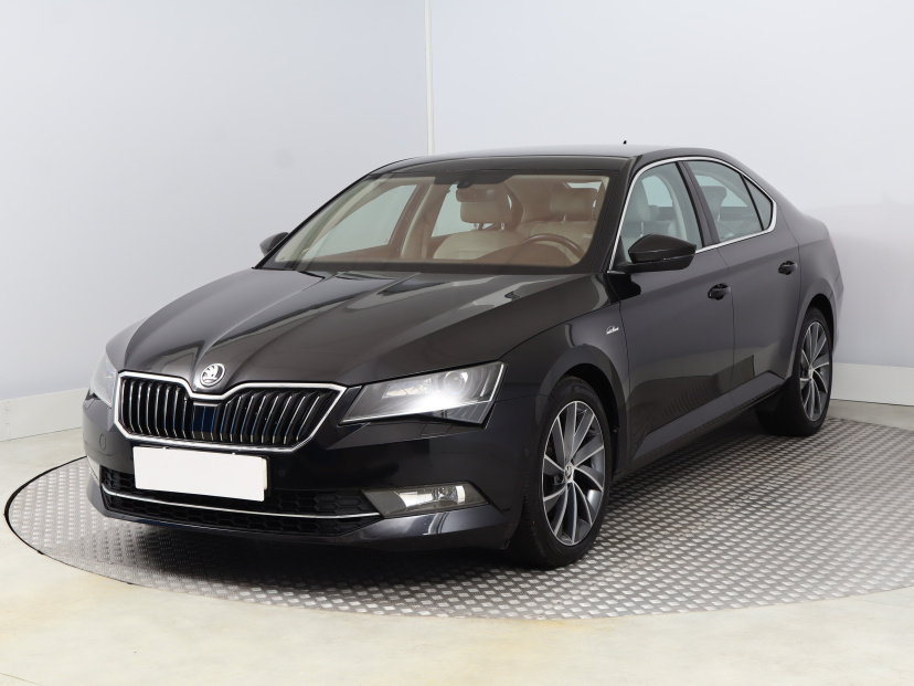 Škoda Superb, 2016