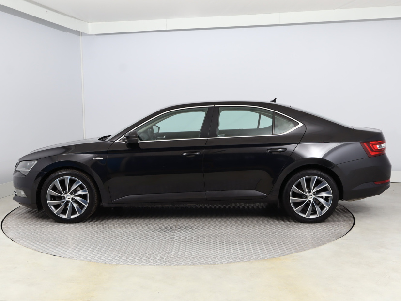Škoda Superb, 2016