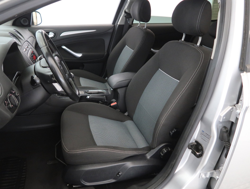 Ford Mondeo, 2009